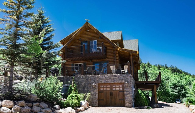 3 Acres of Beautiful Mountain Views! Secluded Feel Yet Just Minutes From Bear Lake!