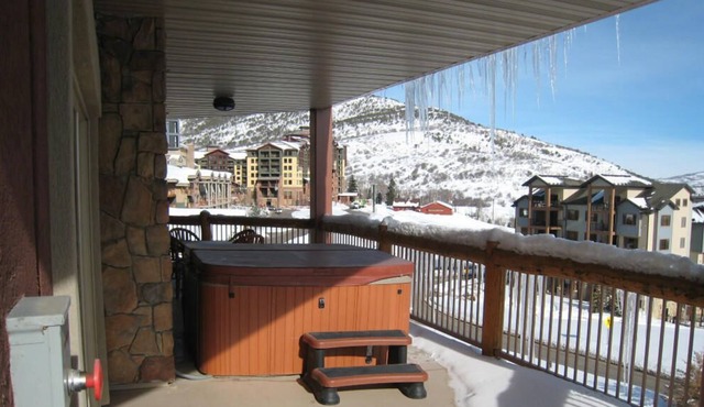4 BEDROOM 4 BATH SUITE, WESTGATE, PARK CITY, UTAH!