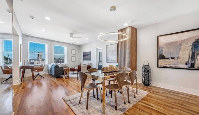 4th floor walk-up apartment with perfect mix of historic features with luxurious modern amenities! in Cincinnati