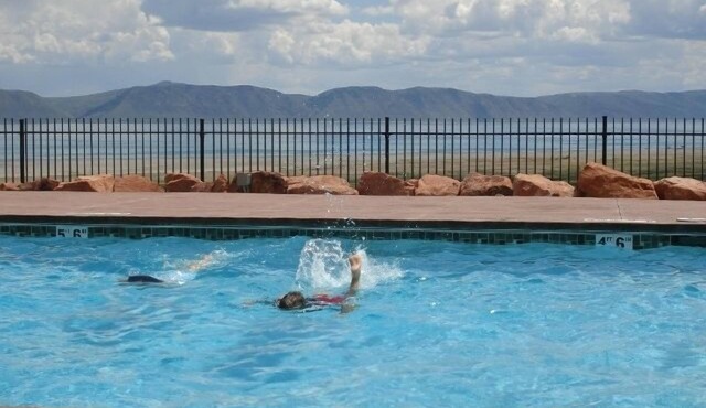 5 bedroom 4 baths. Family get away with tons of amenities.The Reserve. Sleeps 24
