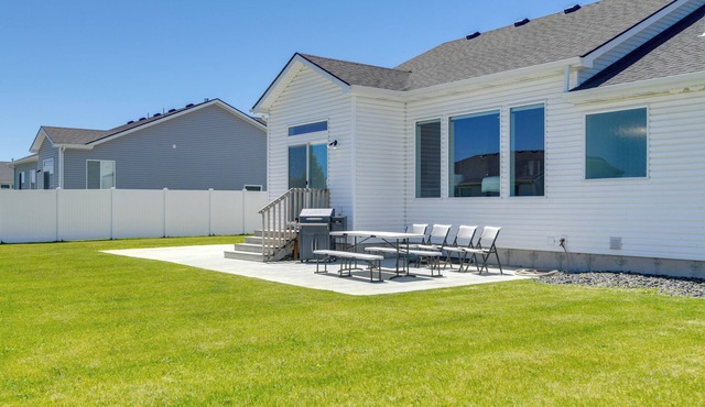 6 Mi to Dtwn! Idaho Falls Escape w/Private Yard