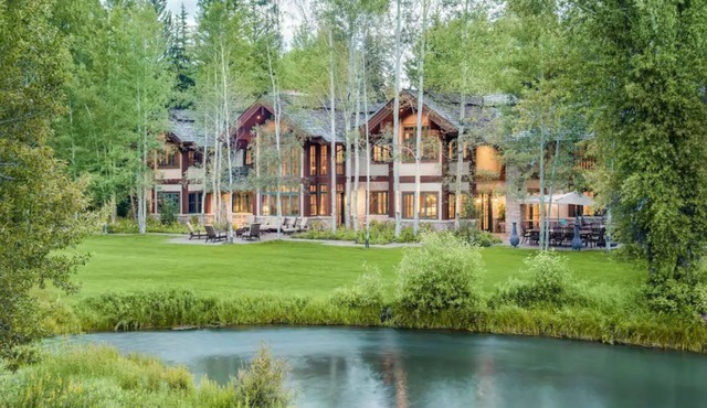 67-acre Snake River ranch