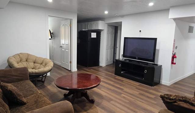 A peaceful abode with adventure and entertainment nearby!