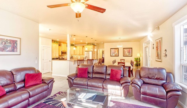 Amazing Lake View, Dogs Ok, UNIVERSAL EV CHARGER, Hot Tub, Kayaks (Lake)