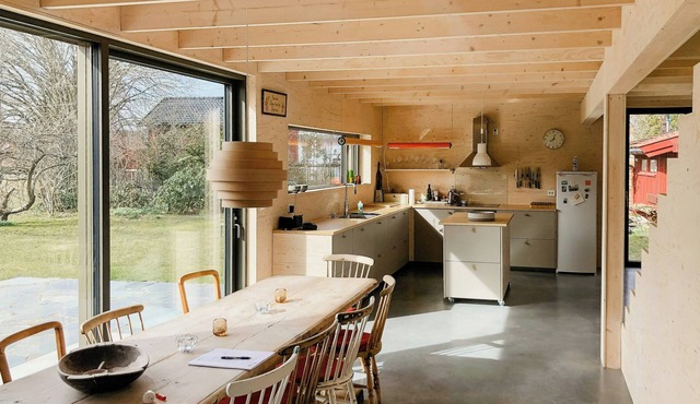 Architect-designed cabin near Grimstad centre in Grimstad