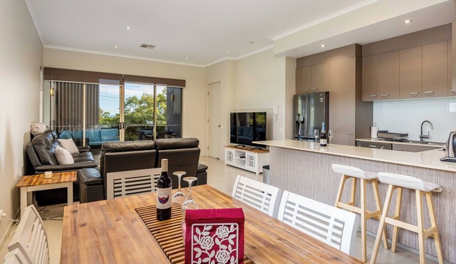 Awesome, modern, open-plan 3rd floor (with lift) unit with stunning water views. in Bongaree