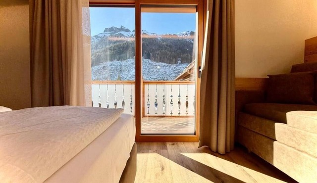 B&B Cèsa Planber Mountain View in Canazei