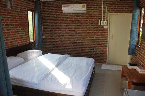 Baan Suan La Moon in Chiang Khan
