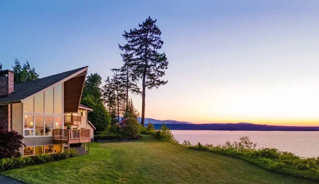 Bald Eagle Bay in Hansville