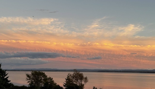 Beachfront home close to 4 oceanfront golf courses and Ski Wentworth. in Malagash