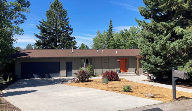 Beautiful family home in the Upper Rattlesnake