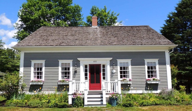 Beautiful Mahone Bay Heritage Home in Mahone Bay