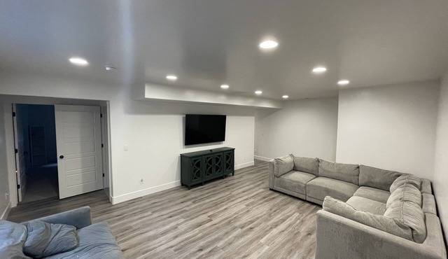 Beautiful new build with everything your family needs! (Pet Friendly)