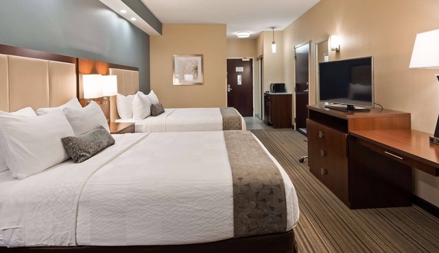 Best Western Plus Boardman Inn & Suites in Poland