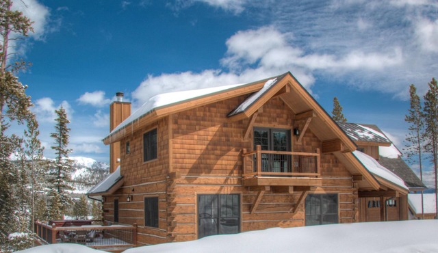 Big Sky Vacation Rentals: PR Manitou 5 in Gallatin Gateway