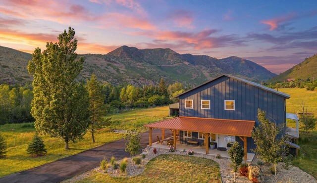 Blue Willows : Alpine Escape Home