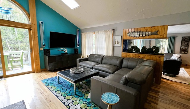 Boardman River, Fire pit, Game Room, Hot tub, Sauna in Traverse City