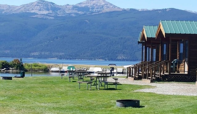 Breathtaking Cabin Fire Pit Provided Close to West Yellowstone, Montana