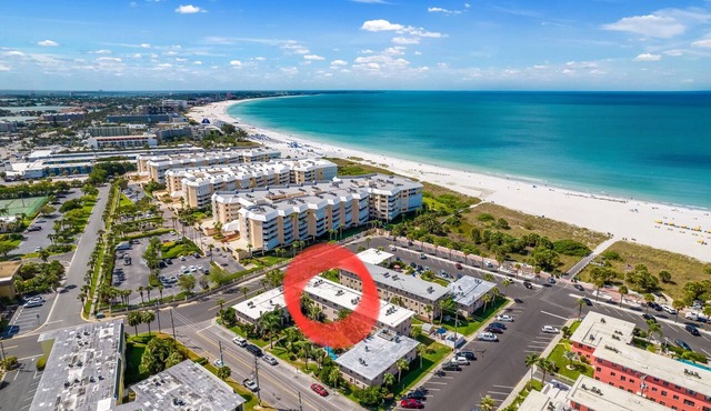 Bright & clean beachside condo with heated pool ~ FN 604 in Saint Pete Beach
