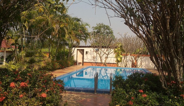 Bungalow 36 m2 with swimming pool on 400 m2 of land, Welcome to our home in Isan in UDON THANI