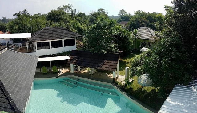 Camp David Villa & Resort in Semarang