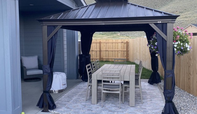 Canyon Entrance Luxury Charmer - 25 minutes to ski in Bellevue