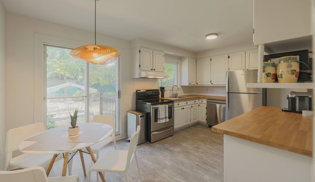 Charming, well-maintained 3-bedroom home! in Saint-Bruno-de-Montarville