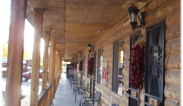 Chama River Bend Lodge in Chama