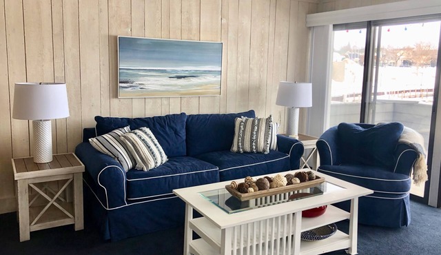 Charlevoix Waterfront Condo in the Heart of Charlevoix at it's Best in Charlevoix