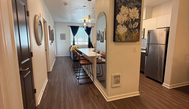 Charming 1-bedroom apartment with fitness room and AC in lovely Renton in Renton
