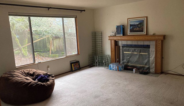 Charming 4-bedroom house with AC in the beautiful city of Bellevue, Washington