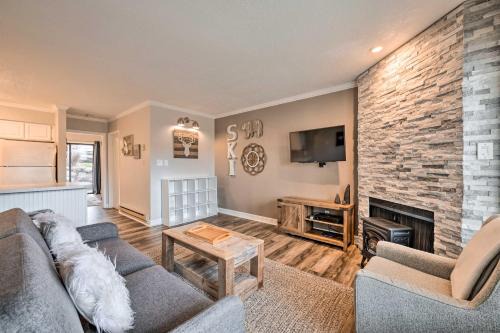 Chic Eden Condo w/Pool Access < 5 Mi to Ski!
