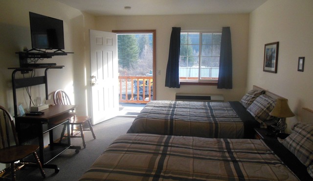 Clark Fork Lodge in Clark Fork