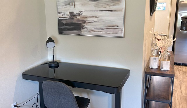 Classy and Cozy Brand New Townhouse!