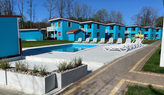 Comfortable holiday home (No. 3), summer pool in Rewal