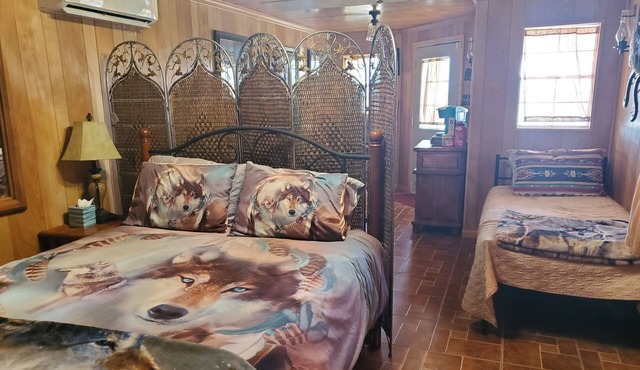 Comfy & Cozy Ranch Hideaway in Deming