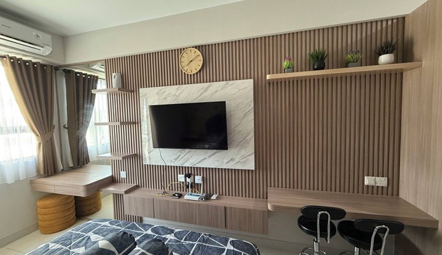 Cosy Studio near BCS & Grand Batam Mall - with Netflix & free wifi in Riau Islands