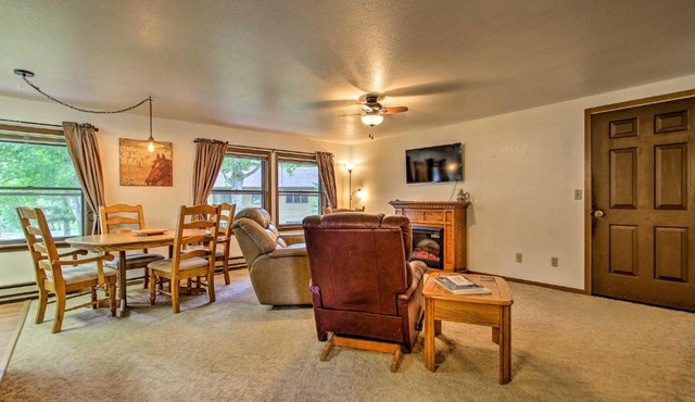 Cozy Angler's Apt - Steps to Trout Fishing River!