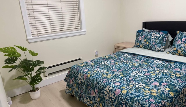 Cozy & Comfortable Home Away From Home in Surrey