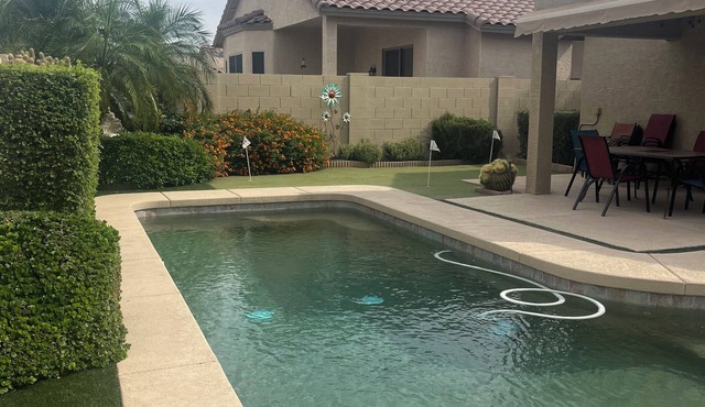 Cozy Home In Quiet Golf Community with Heated Pool for an extra fee in Mesa
