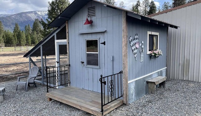 Cozy Tiny House Surronded by Thompson Falls and the Montana Mountains in Thompson Falls