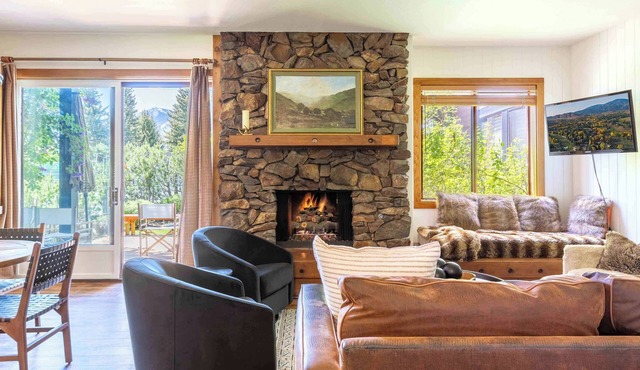 Creekside at Wildflower | Cozy 1BR w/Amenity Pass