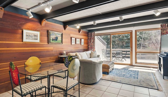 Creekside Vintage Condo at Warm Springs Base