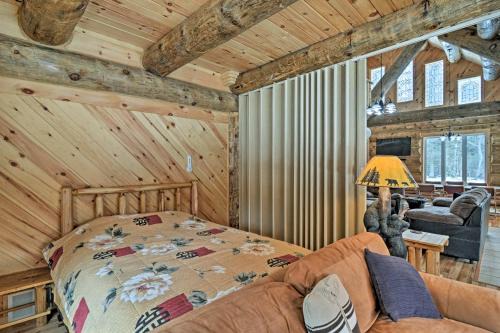 Custom Log Cabin w/Deck & 45 Acres By Pine River! in Tustin