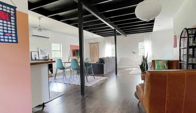 Cute Studio Apt on 8 Acres - Near COTA & Austin in Cedar Creek