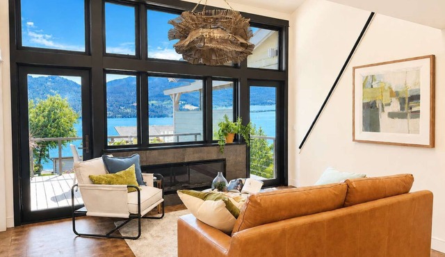 Designer Lakefront Condo E3, Wapato Point Chelan