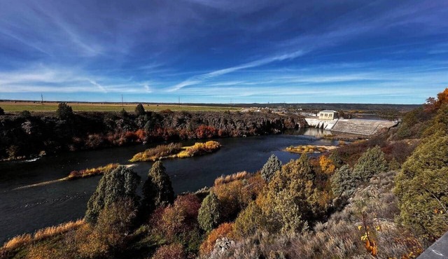 Eagles Landing River View Near Yellowstone