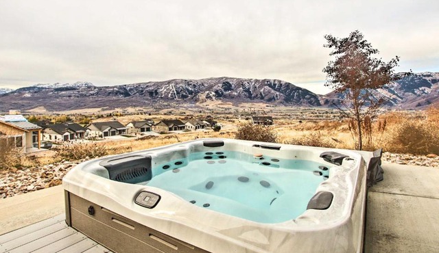 Eden Home w/Stunning View ~ 6 Mi to Skiing!