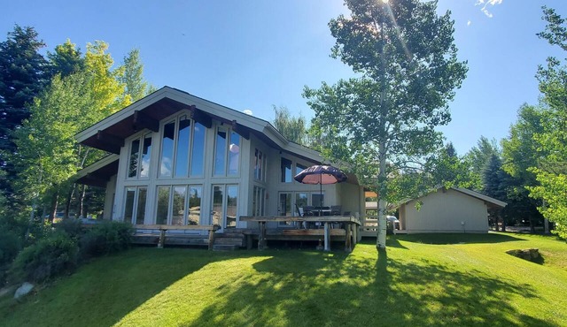 Elegant Elkhorn Home with BALDY Views