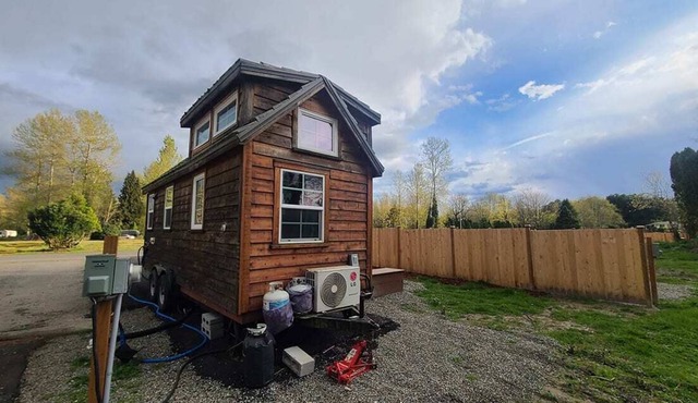 Encanto Tiny House (Puyallup, WA) in Puyallup
